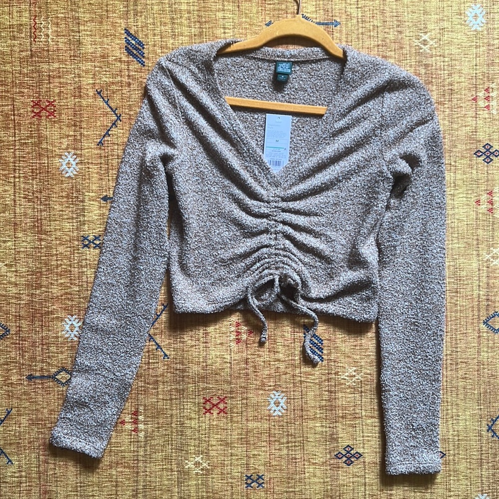 Brown Long Sleeve Crop Top. Size Medium. Brand New